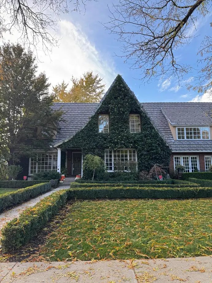 maison Troy