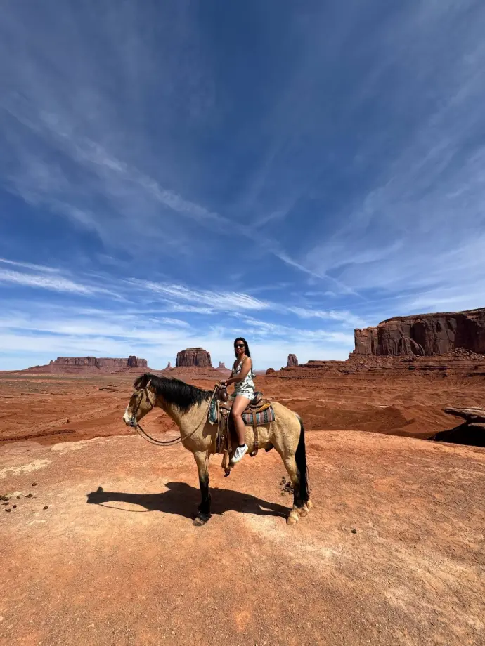 monument valley cheval vue populaire
