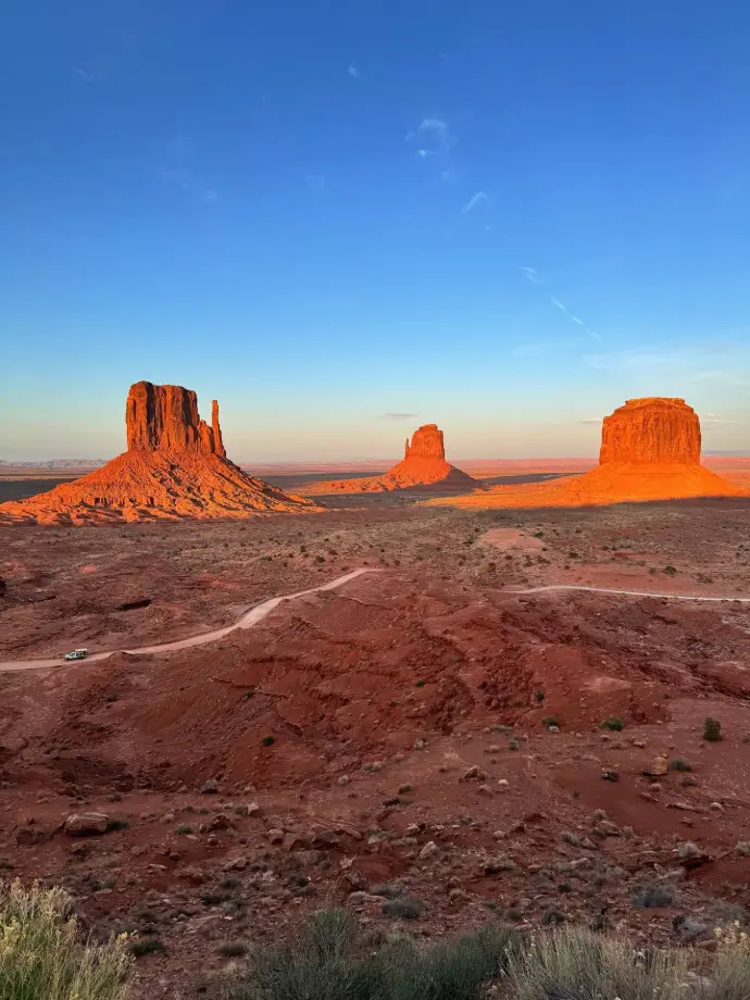 monument valley sunset magnifique montains navajo