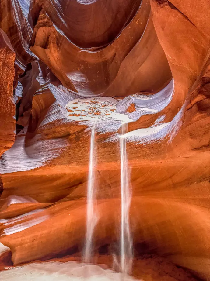 orange upper anteloppe canyon arizona