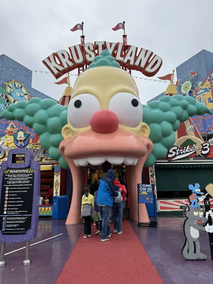 universel studio simpson attractions