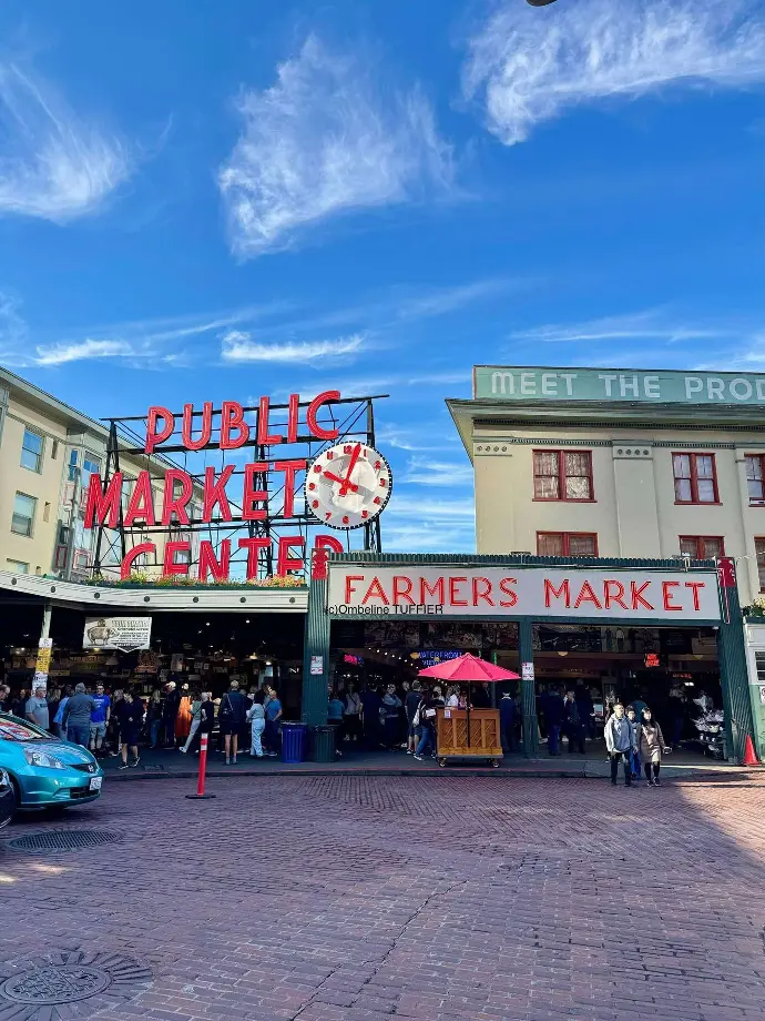 Seattle public market center
